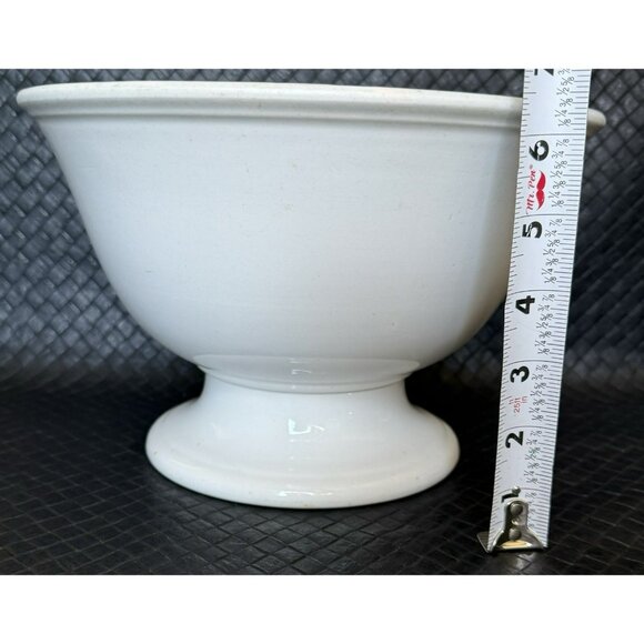 Ironstone Pedestal Bowl 10 x 7 In Johnson Brothers English Lion Unicorn Mark - Picture 2 of 8